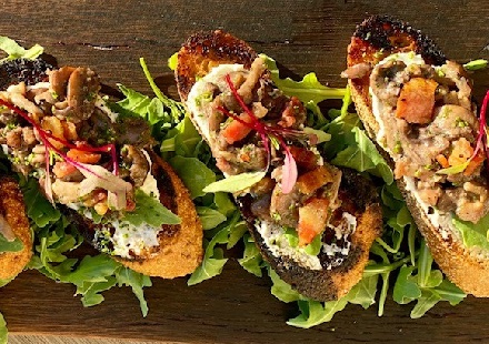 MUSHROOM TARTINE